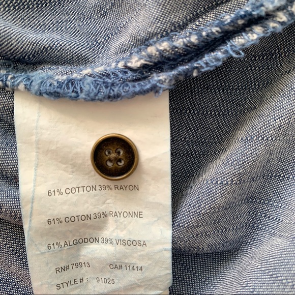 (SOLD) Motherhood Maternity Top - Picture 2 of 4